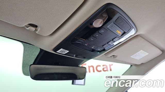 Kia Carnival 2021 — Фото 19/20