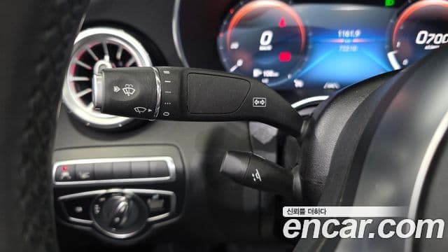 Mercedes-Benz C-Class 2020 — Şəkil 18/20