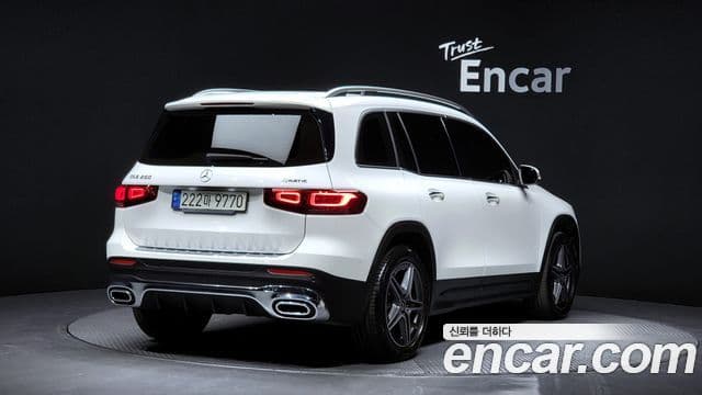 Mercedes-Benz GLB-Class 2021 — ფოტო 2/20