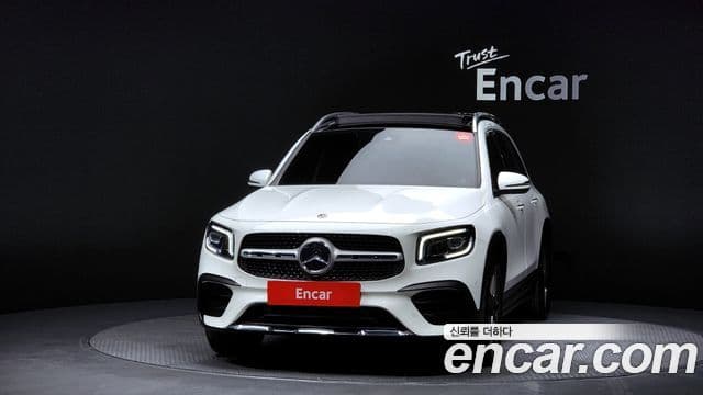 Mercedes-Benz GLB-Class 2021 — ფოტო 3/20