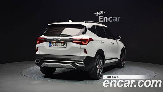 Kia Seltos 2021 — Şəkil 2/20