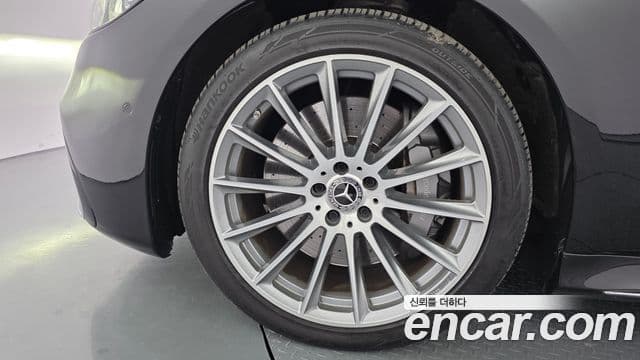 Mercedes-Benz S-Class 2021 — ფოტო 17/20