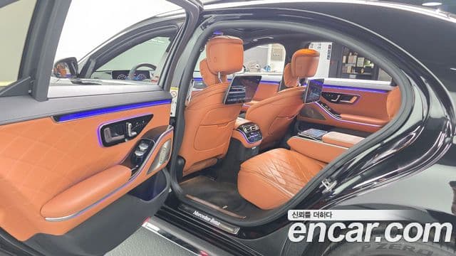 Mercedes-Benz S-Class 2021 — ფოტო 14/20