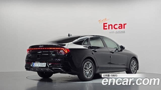 Kia K5 2021 — Şəkil 2/20