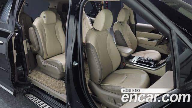 Kia Carnival 2021 — Şəkil 11/20