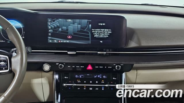 Kia Carnival 2021 — Şəkil 15/20