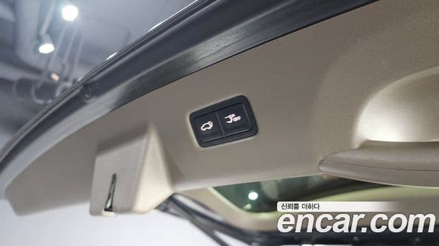 Kia Carnival 2021 — Şəkil 16/20