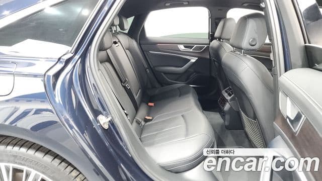 Audi A6 2023 — Photo 13/39