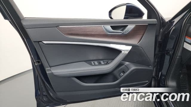 Audi A6 2023 — Photo 16/39