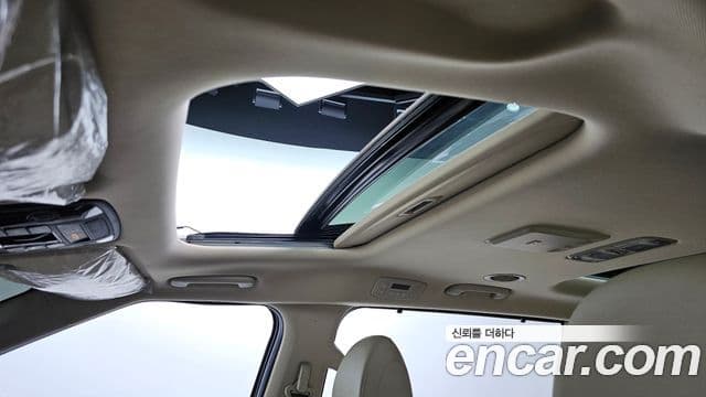 Kia Carnival 2021 — Фото 15/20