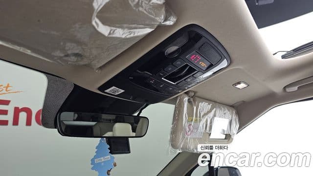 Kia Carnival 2021 — Фото 19/20