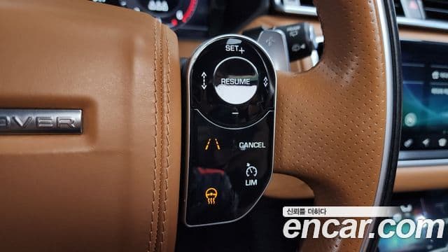 Land Rover Range Rover Velar 2019 — ფოტო 15/20