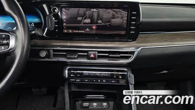 Kia K5 2020 — ფოტო 14/20