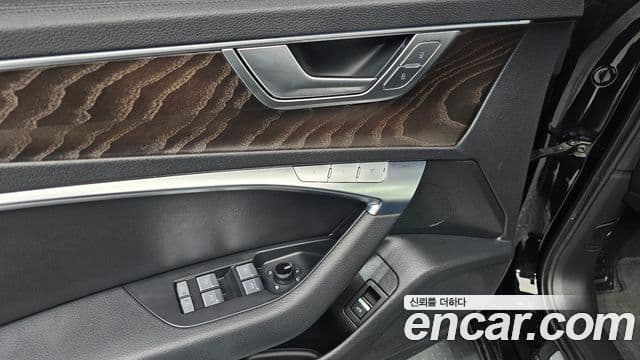 Audi A6 2020 — фото 13 из 20