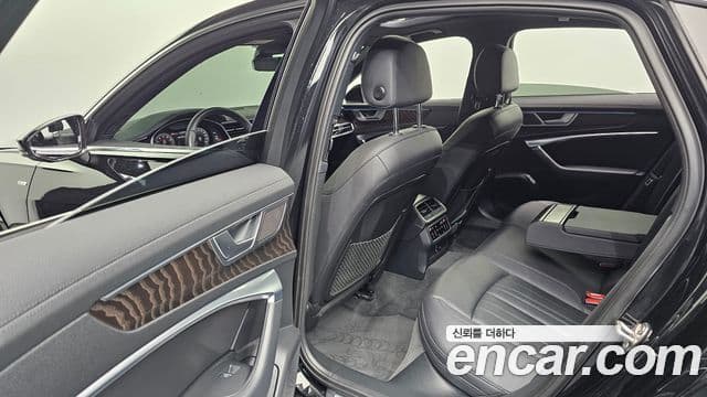 Audi A6 2020 — ფოტო 22/33