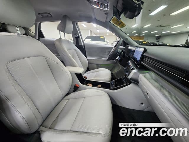 Hyundai Kona 2025 — фото 15 из 20