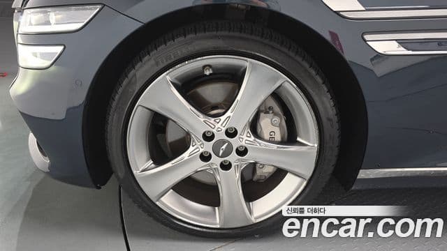 Genesis Electrified G80 2022 — ფოტო 5/20
