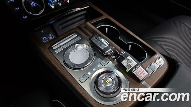Genesis Electrified G80 2022 — ფოტო 9/20