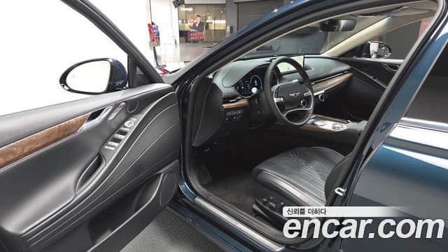 Genesis Electrified G80 2022 — ფოტო 10/20