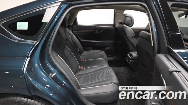 Genesis Electrified G80 2022 — ფოტო 12/20