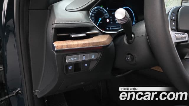 Genesis Electrified G80 2022 — ფოტო 13/20