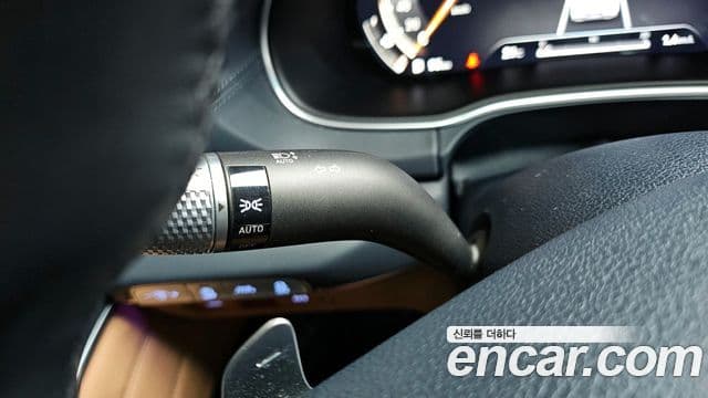 Genesis GV80 2020 — ფოტო 10/32