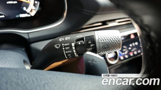 Genesis GV80 2020 — ფოტო 26/32