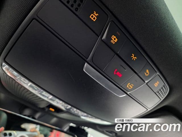 Mercedes-Benz GLC-Class 2022 — ფოტო 17/17