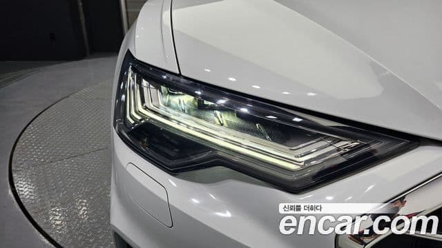 Audi A6 2023 — Photo 12/35