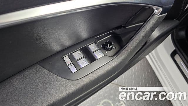 Audi A6 2023 — Photo 16/35