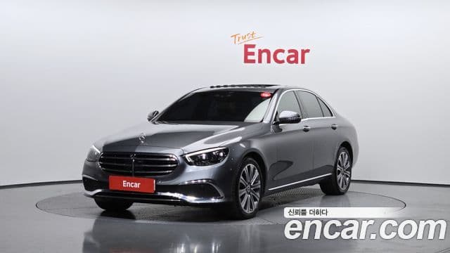 Mercedes-Benz E-Class 2023 — Şəkil 1/20