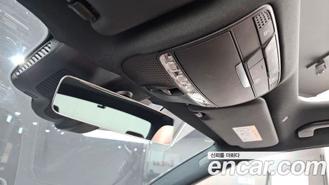 Mercedes-Benz E-Class 2023 — фото 14 из 20