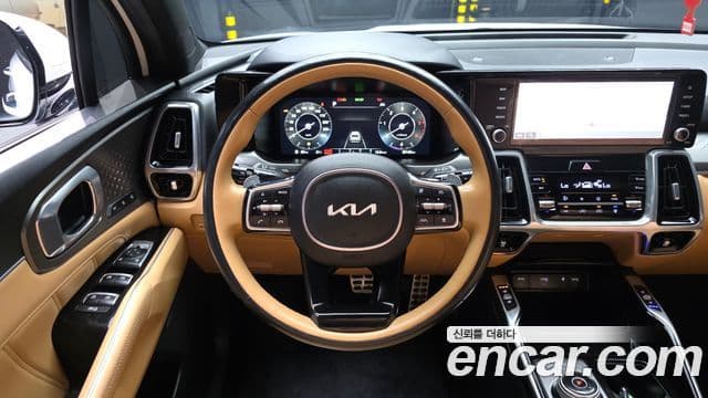 Kia Sorento 2022 — ფოტო 13/20