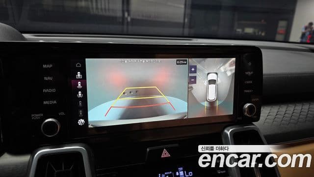 Kia Sorento 2022 — ფოტო 15/20