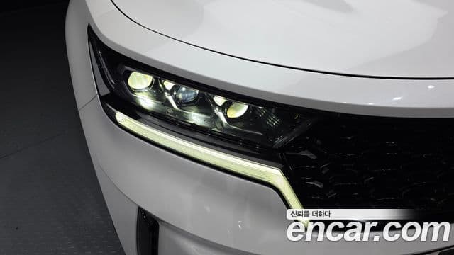 Kia Sorento 2022 — Photo 20/32
