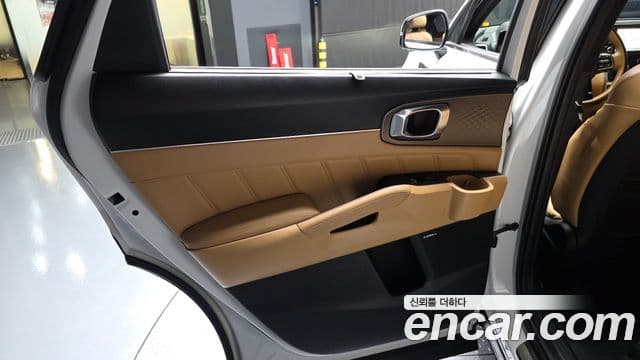Kia Sorento 2022 — Photo 22/32