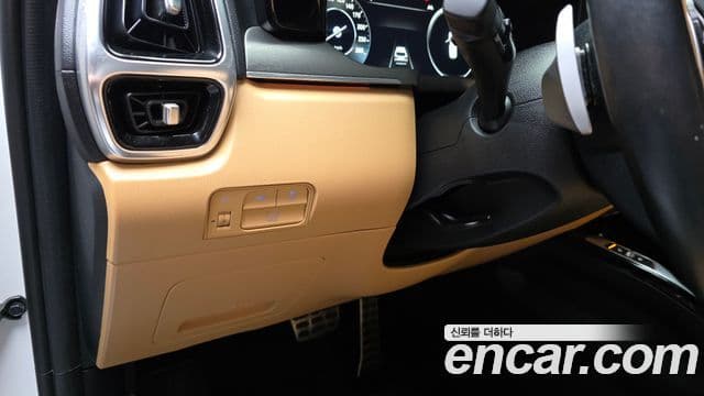 Kia Sorento 2022 — Photo 9/32