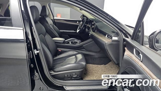 Kia K5 2021 — ფოტო 11/20