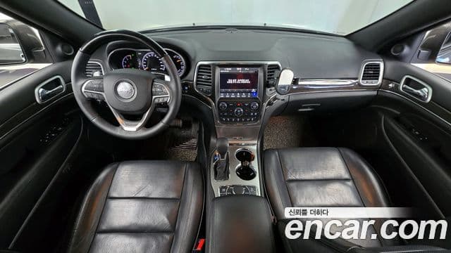 Jeep Grand Cherokee 2018 — Şəkil 7/20