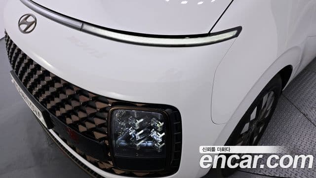 Hyundai Staria 2024 — ფოტო 12/35