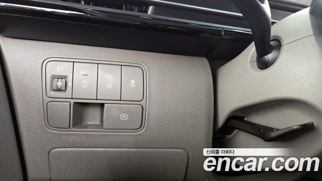 Hyundai Staria 2024 — ფოტო 22/35
