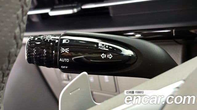 Hyundai Staria 2024 — ფოტო 18/35