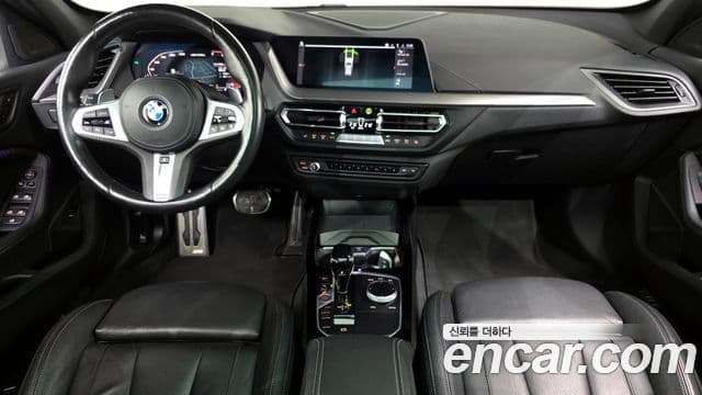 BMW 1 Series 2022 — ფოტო 5/32