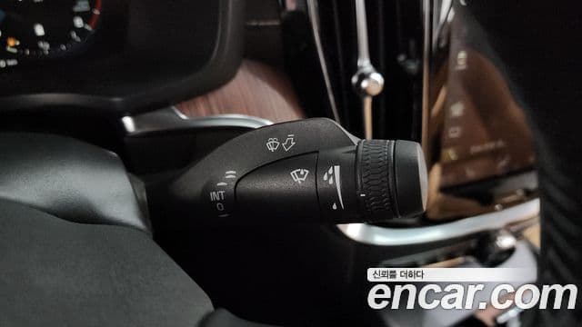 Volvo S60 2021 — Photo 10/35