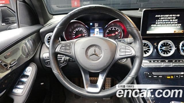 Mercedes-Benz GLC-Class 2019 — Фото 13/20