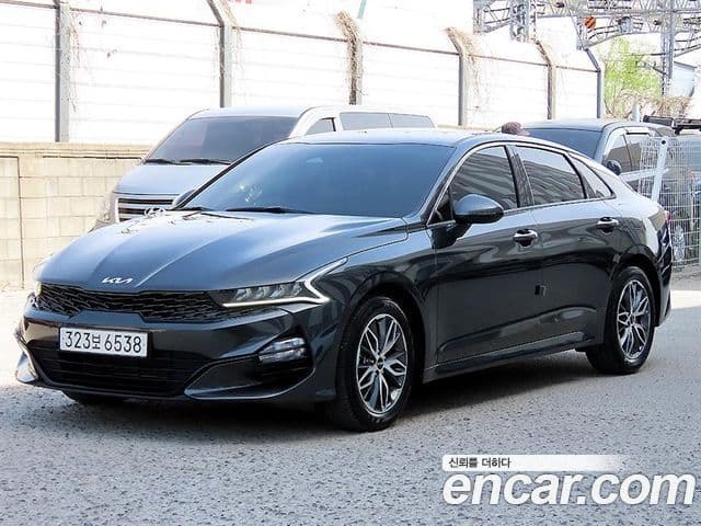 Kia K5 2023 — Şəkil 1/19