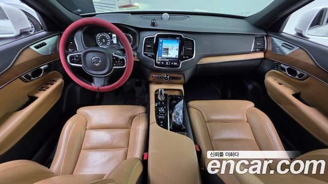 Volvo XC90 2018 — ფოტო 10/20
