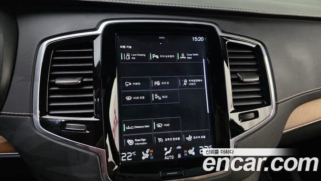 Volvo XC90 2018 — ფოტო 6/20