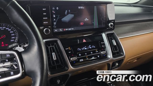 Kia Sorento 2021 — Фото 13/20