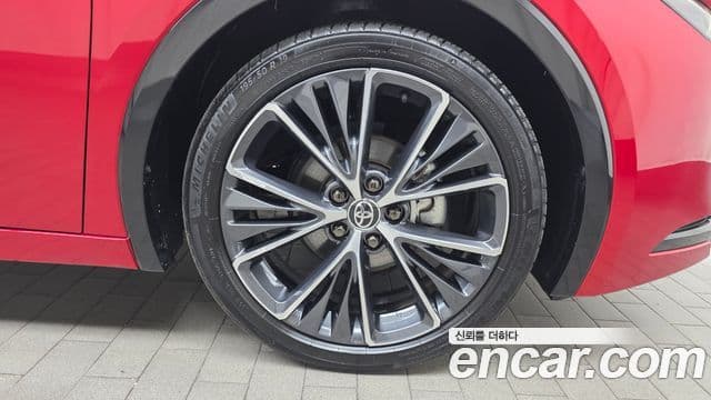 Toyota Prius 2024 — Photo 9/30
